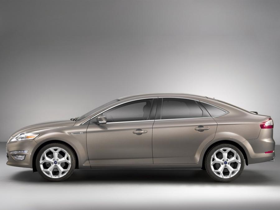  Ford Mondeo Hatchback 2010 года  (фото 6 из 9)